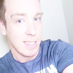 Meet your Posher, Dustin